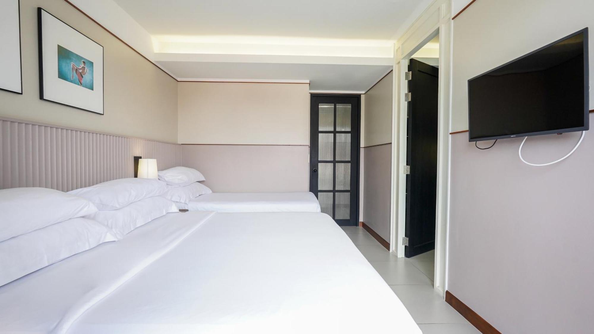 Marina House Muaythai Ta-Iad Phuket Chalong Exterior photo